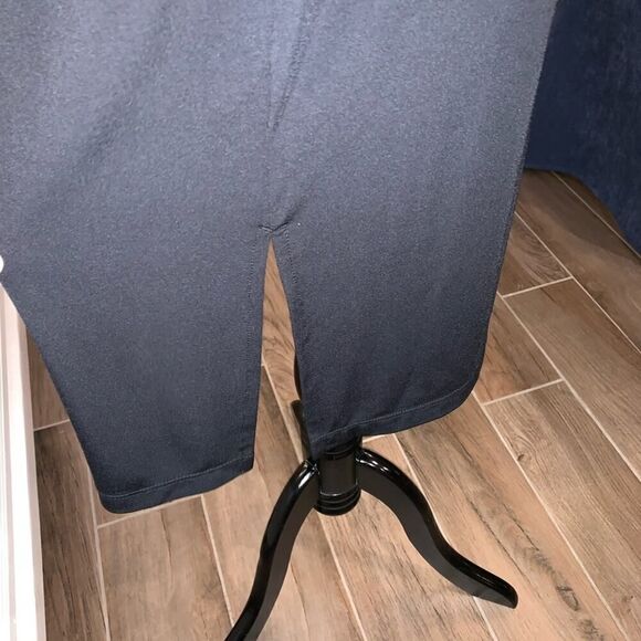 Mossimo Black Fitted Dress W/ Flutter Cap Sleeve Sz Small - Picture 5 of 7